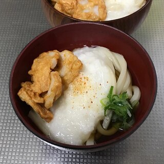 とろろ小うどん